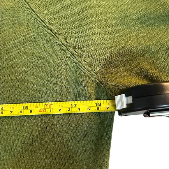 CAROLYN TAYLOR Cowlneck, Button Sleeve, Long Length Sweater, Green - Picture 11 of 11